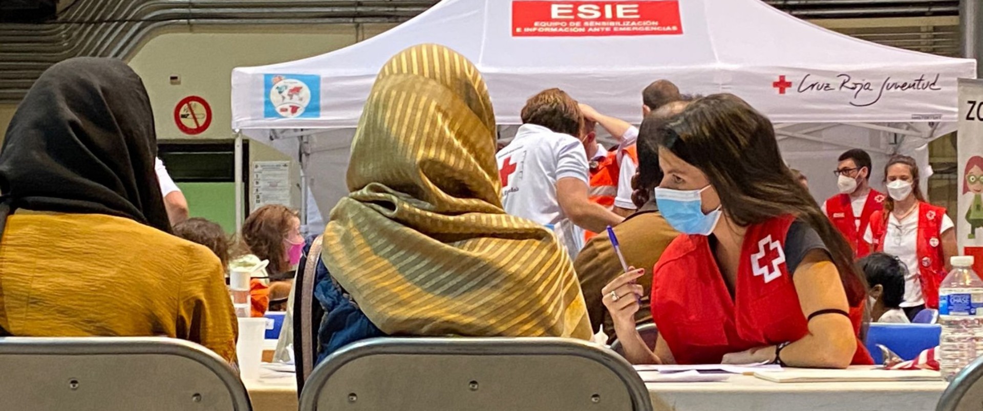 Más de 300 personas de Cruz Roja en el despliegue de acogida de refugiados procedentes de Afganistán