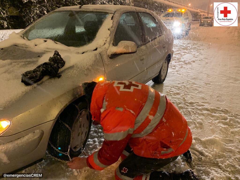 El gran despliegue de Emergencias de Cruz Roja en Madrid ante Filomena