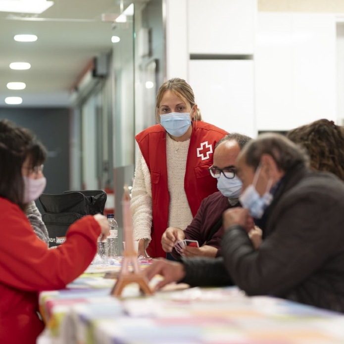 ‘15 sensibilitats sobre la COVID-19’: una mirada col·lectiva i multidisciplinària sobre la pandèmia