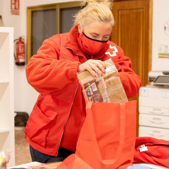 Alimentación, energía y vivienda: así ha actuado el Plan Cruz Roja Reacciona en 2022
