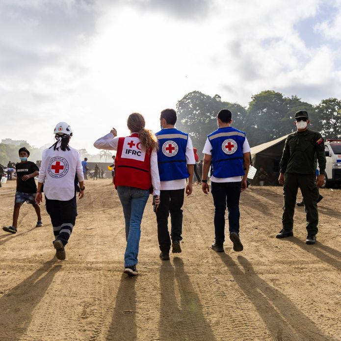 Buscar a las personas desaparecidas, prioridad tras los terremotos de Venezuela
