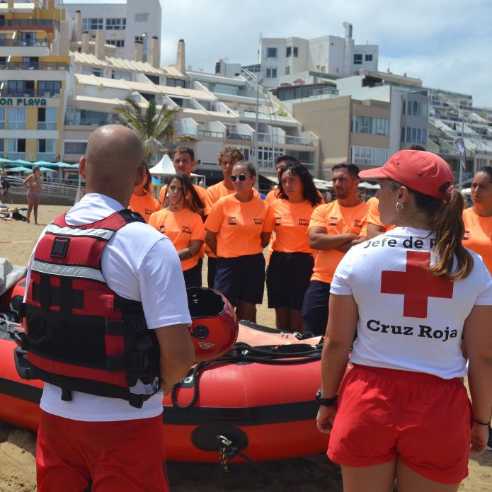 Bañarse en el mar sin miedo, pero con respeto