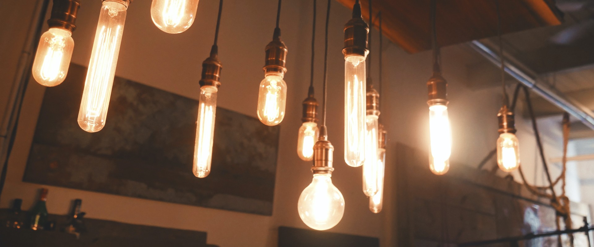 Trucos para ahorrar en la factura de la luz con la nueva tarifa eléctrica