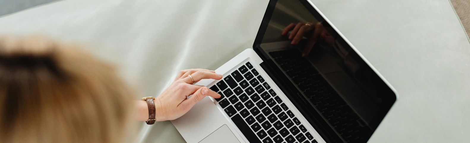 ¿Qué huella de carbono provoca el envío de un email?