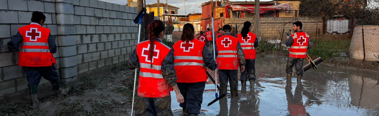 Barro y esperanza: limpiando los estragos de las borrascas en Andalucía