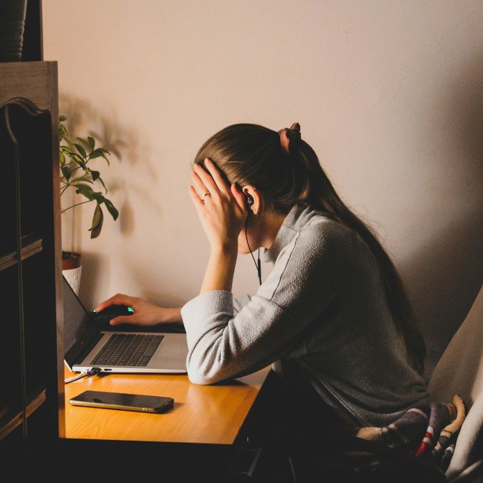 Así nos afectan emocionalmente la sobreinformación y la geopolítica