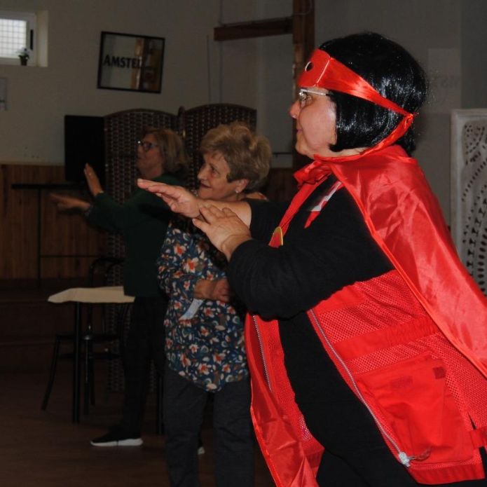 Un baile a ritmo de Chayanne o Camilo para unir a un pueblo de 134 habitantes