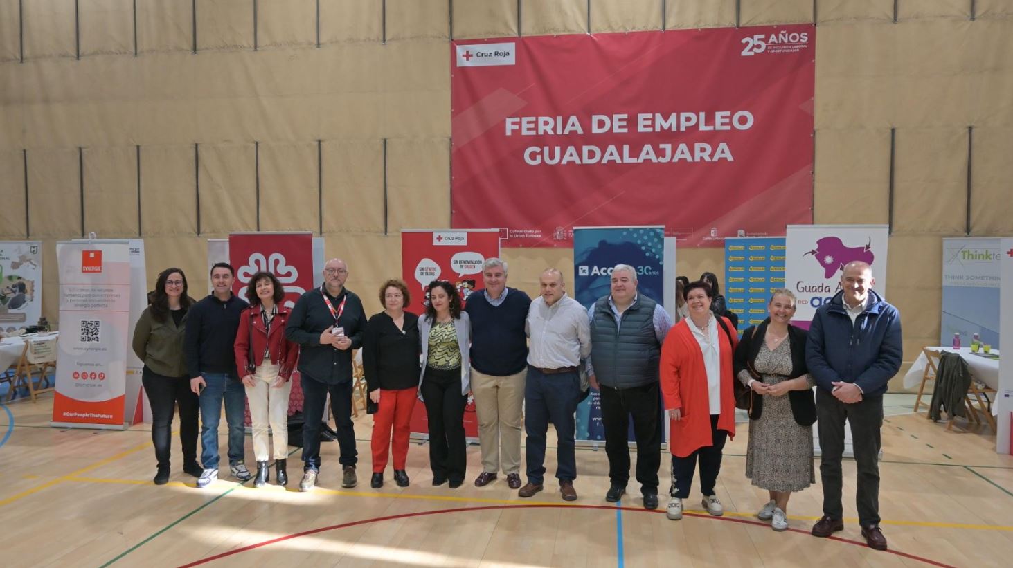Gran acogida de la Feria de Empleo de Cruz Roja en Guadalajara: 39 empresas y 500 oportunidades laborales