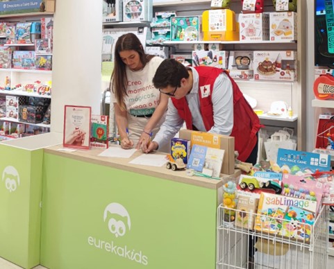 Eurekakids y Cruz Roja renuevan su compromiso con el juguete educativo a través de una campaña solidaria de juguetes