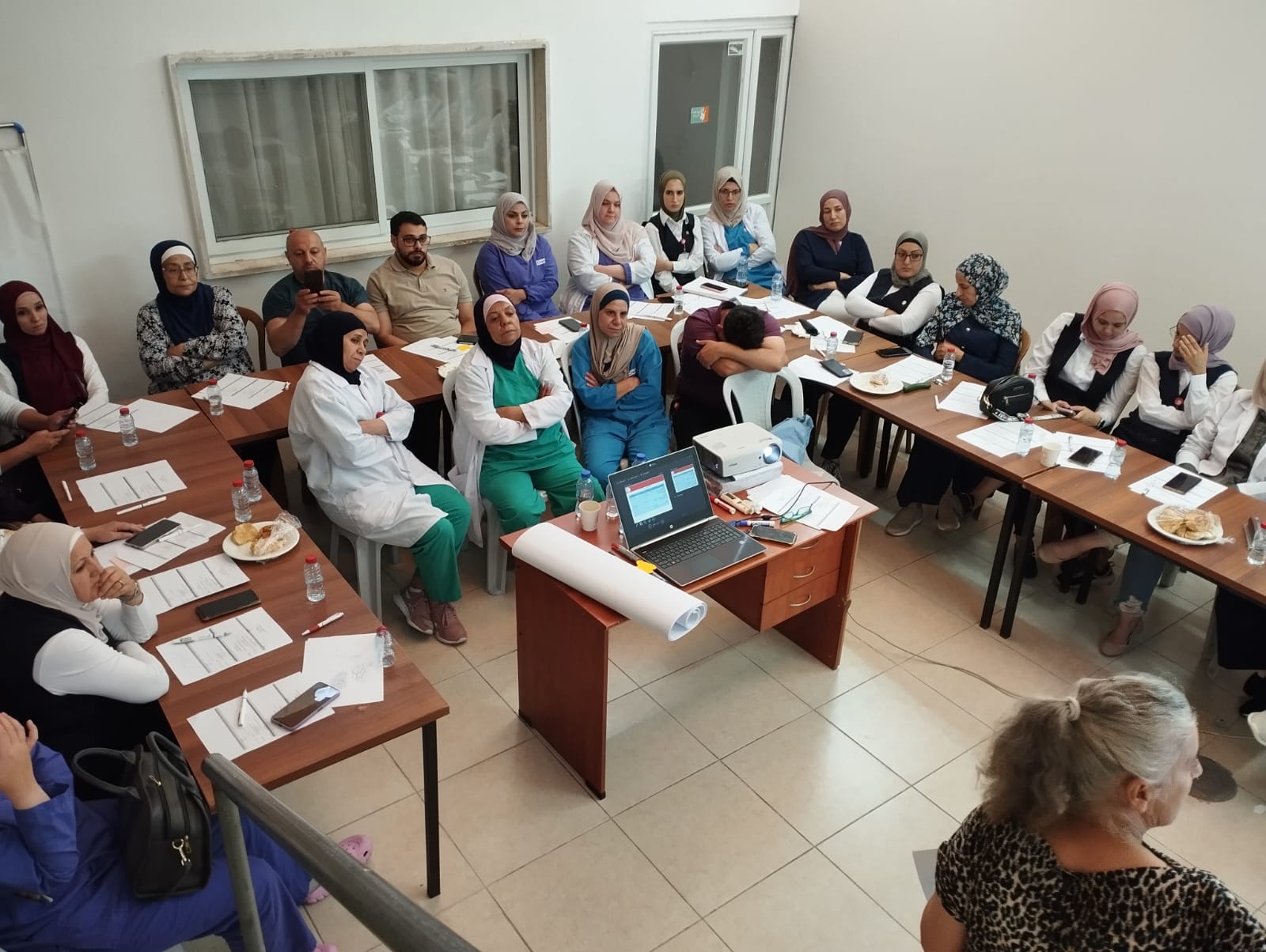 La Media Luna Roja Palestina mejora el acceso de las mujeres beduinas palestinas a la salud sexual, reproductiva y materno-infantil