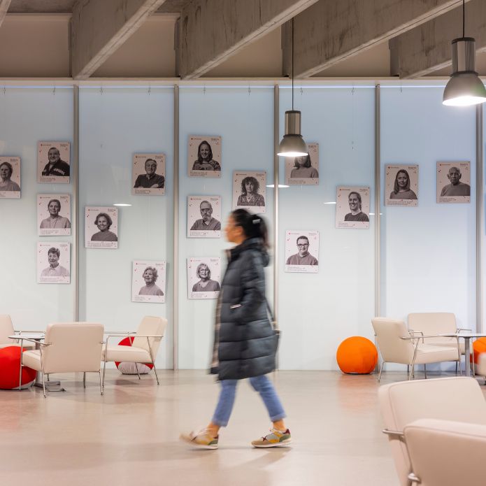 'Rostros que hacen ciudad', una exposición para paliar la soledad no deseada